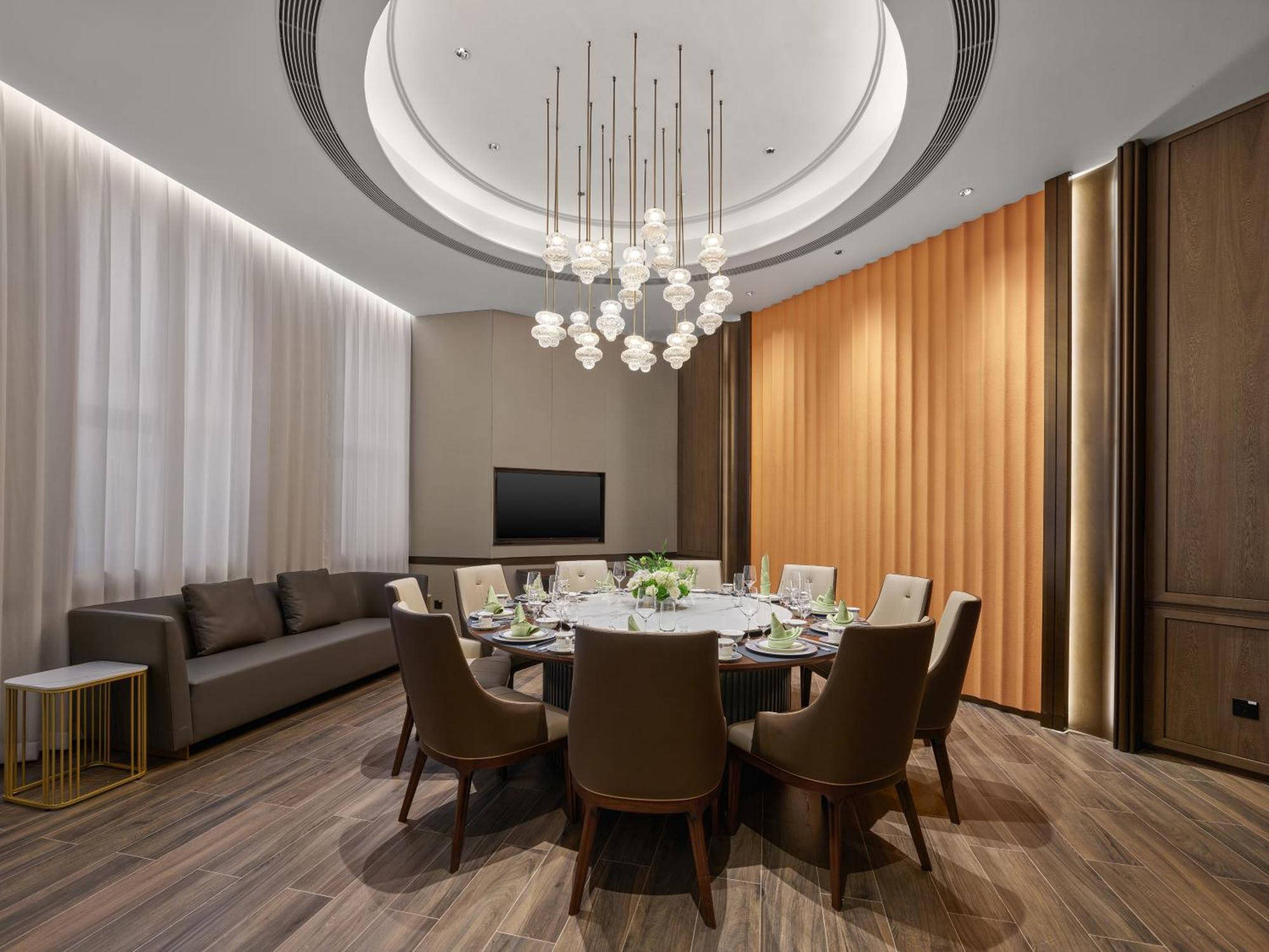 Khách sạn Doubletree By Hilton East Third Ring Road
