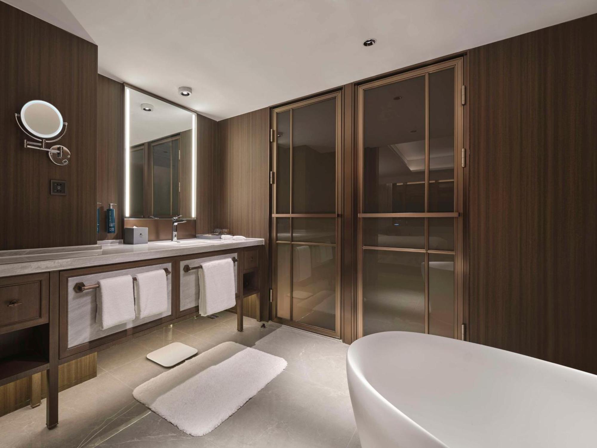 Doubletree By Hilton East Third Ring Road Hotel Beijing