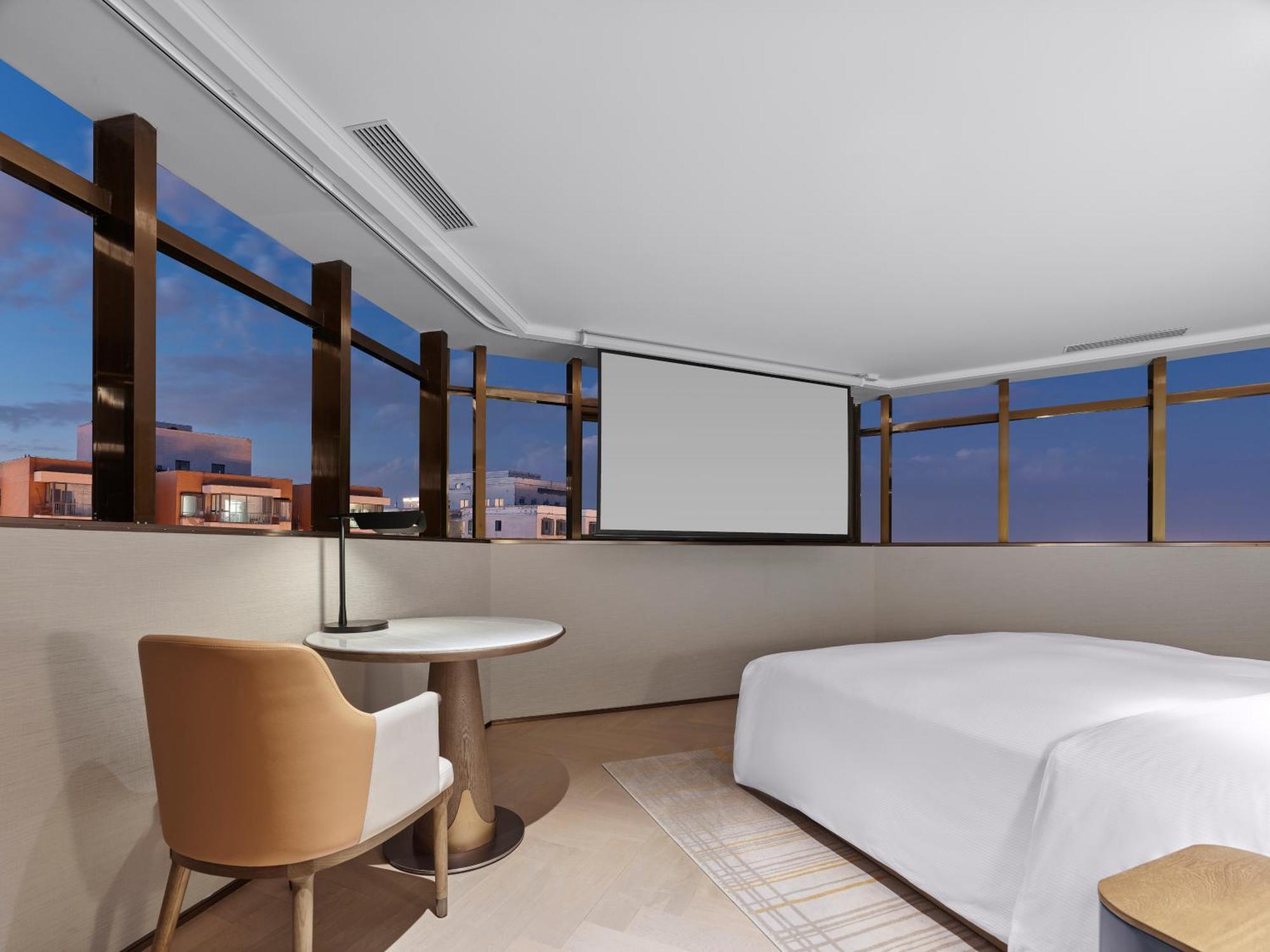Doubletree By Hilton East Third Ring Road 4*